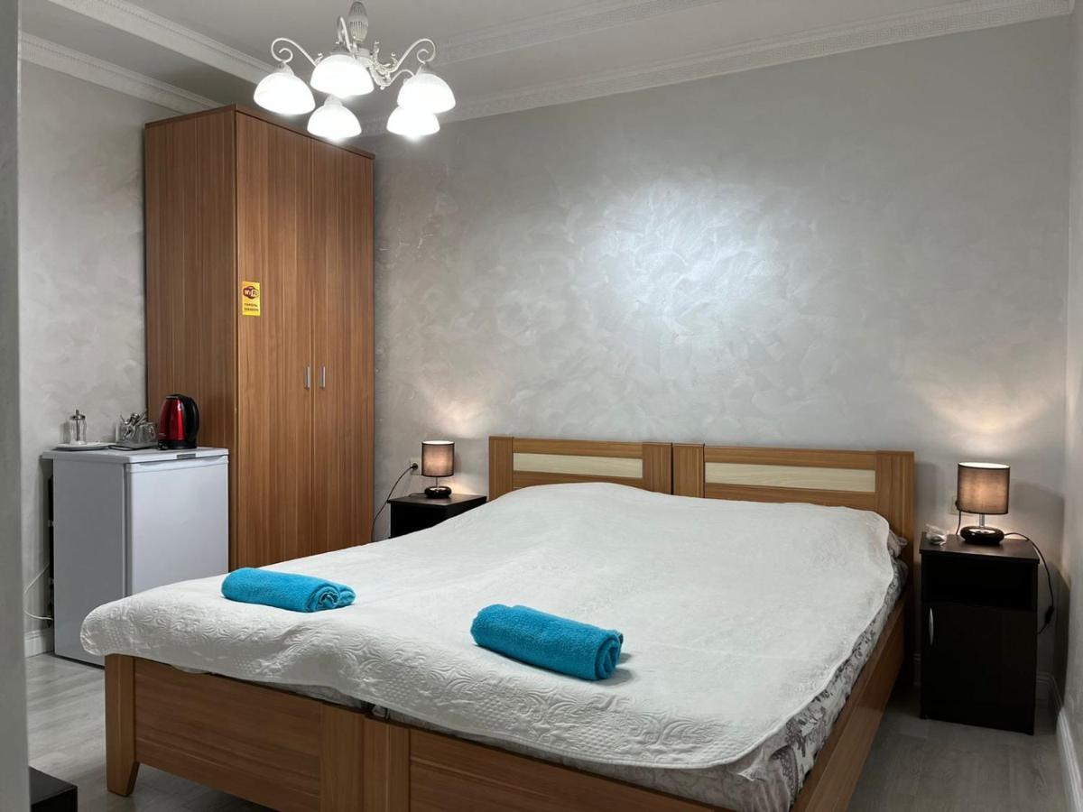 Guest House Esma Soukhoumi Extérieur photo