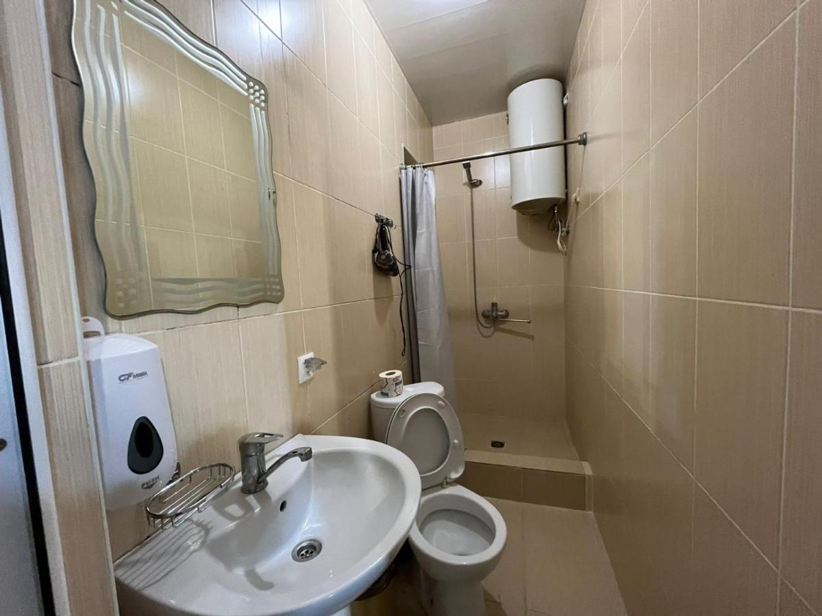 Guest House Esma Soukhoumi Extérieur photo