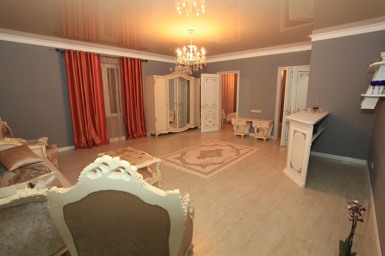 Guest House Esma Soukhoumi Extérieur photo