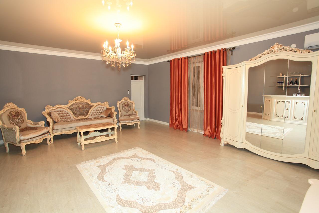 Guest House Esma Soukhoumi Extérieur photo