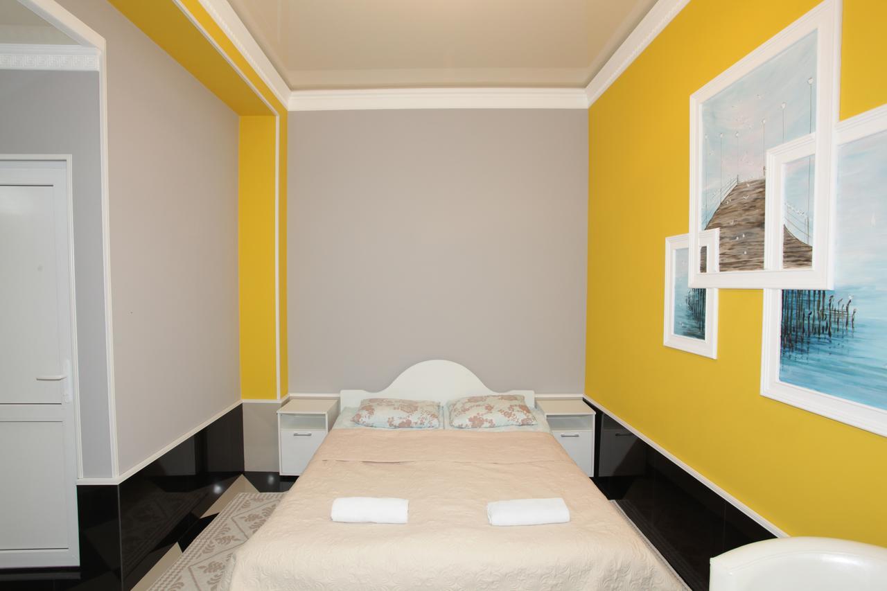 Guest House Esma Soukhoumi Extérieur photo