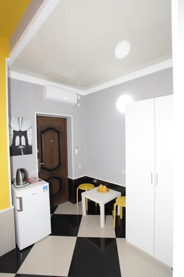 Guest House Esma Soukhoumi Extérieur photo